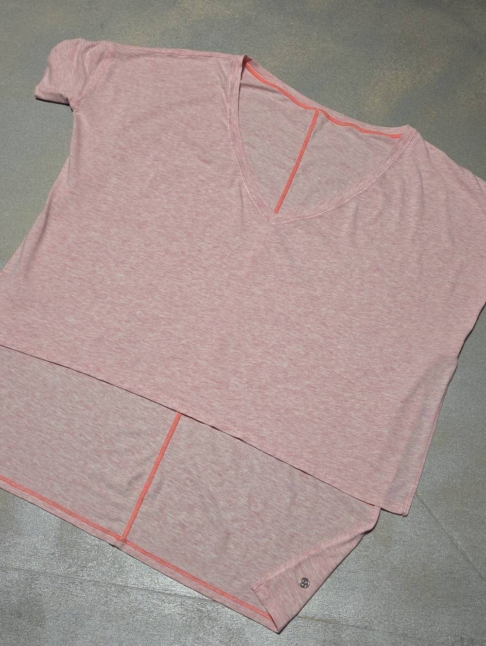lululemon athletica Heathered Light Pink V-Neck Layered Crop Top